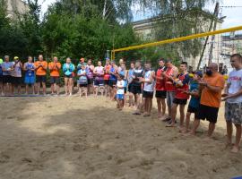 Rodzinny turniej siatkówki plażowej